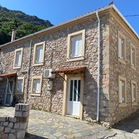 Вилла Barbajonn'S Stone House Монемвазия Экстерьер фото